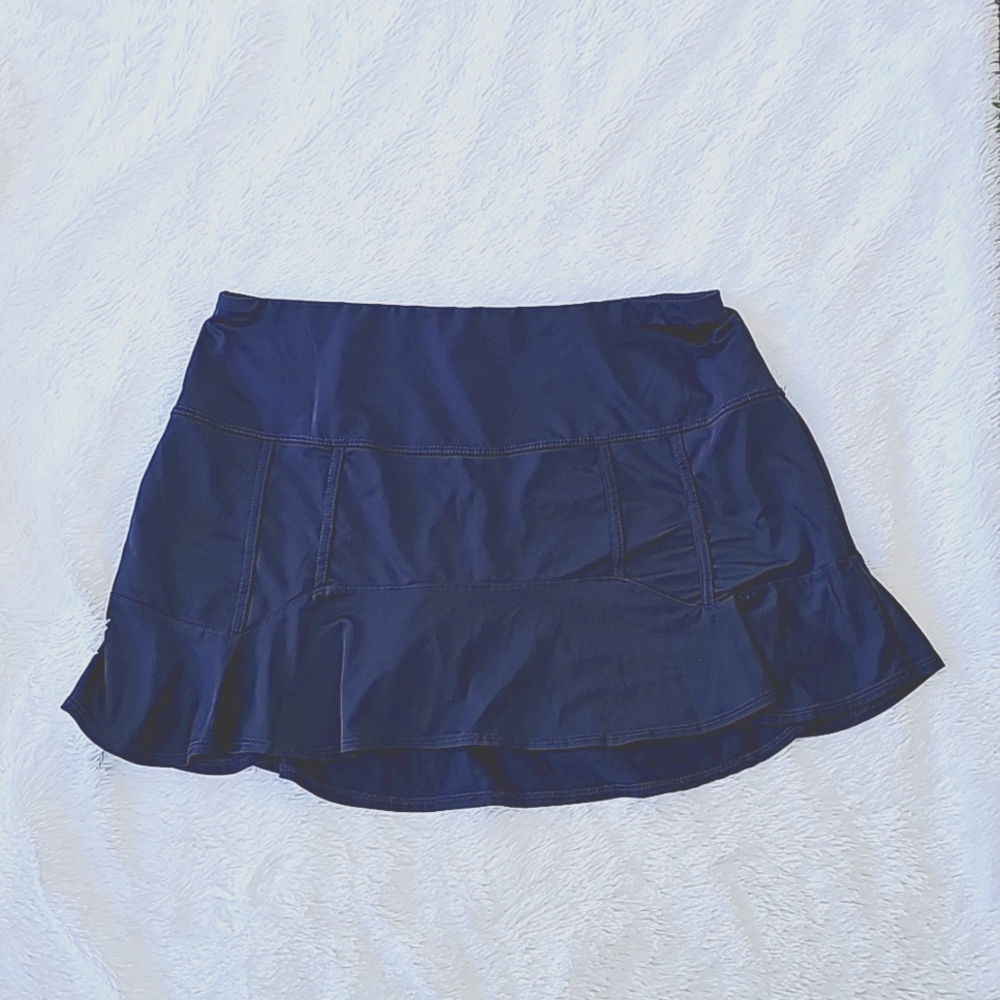 Lucky In Love Womens Skorts